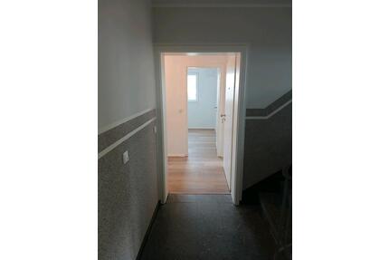 KERNSANIERTE,HELLE 2 ZIMMER WOHNUNG *BALKON*FBH - Wienhausen