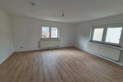 Helle 2-Zimmer Wohnung in Hausen ab 01.07. frei - Bad Kissingen