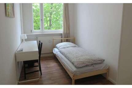 WG-Zimmer in Berlin 555,00 € 8 m²