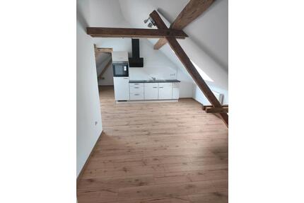 1 Zimmer Appartement l - 600,00&nbsp;EUR Kaltmiete, ca.&nbsp; 60,00&nbsp;m&sup2; in Fensterbach (PLZ: 92269)