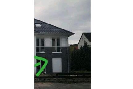 Helle Moderne 3 Zimmer Wohnung - 1.350,00&nbsp;EUR Kaltmiete, ca.&nbsp; 80,00&nbsp;m&sup2; in Seelze (PLZ: 30926)