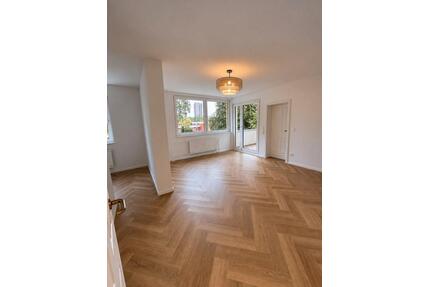 Erstbezug nach Kernsanierung, schöne 2-Zimmer Wohnung 57qm Balkon - Wolfsburg Detmerode