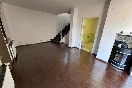 4 Zimmer Wohnung Ahlten - 1.400,00&nbsp;EUR Kaltmiete, ca.&nbsp; 120,00&nbsp;m&sup2; in Lehrte (PLZ: 31275)