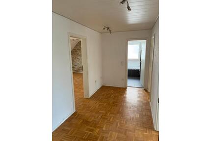 Erstbezug nach Sanierung: 3-Zimmer Wohnung in Essen Borbeck