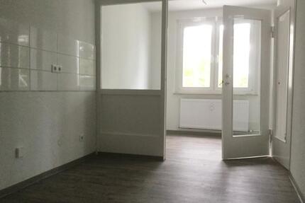 Renovierte 3-Zimmerwohnung mit Balkon zu vermieten. - Bielefeld Heepen