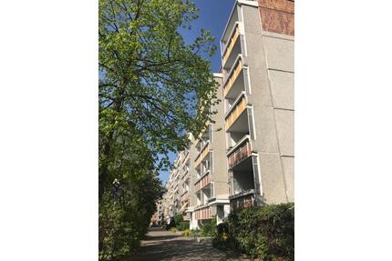 Schöne 3 Zimmer Wohnung - 363,00&nbsp;EUR Kaltmiete, ca.&nbsp; 62,10&nbsp;m&sup2; in Neubrandenburg (PLZ: 17033)