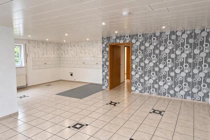 Große 2 Zimmer Wohnung, zentral in Hüsten zu vermieten - Arnsberg