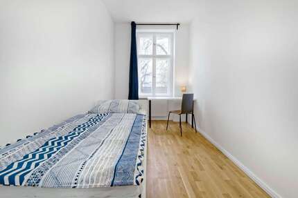 WG-Zimmer in Berlin 610,00 € 10 m²