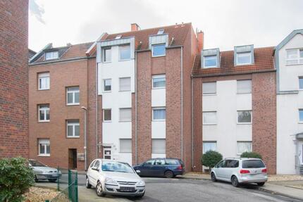 Helle 5 Zimmer Wohnung mit Balkon, Dusche u.Badewanne - Mönchengladbach Süd