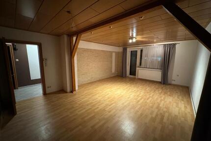 4 Zimmer Wohnung sahlkamp - 1.300,00&nbsp;EUR Kaltmiete, ca.&nbsp; 82,00&nbsp;m&sup2; in Hannover (PLZ: 30629) Misburg-Anderten