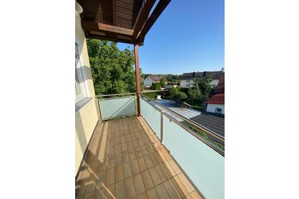 4,5 Zimmer Maisonette Wohnung - 1.350,00&nbsp;EUR Kaltmiete, ca.&nbsp; 92,00&nbsp;m&sup2; in Moosburg an der Isar (PLZ: 85368)