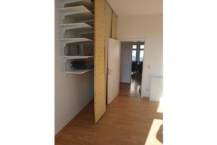 WG - Zimmer im Medienhafen zu vermieten - Düsseldorf Stadtbezirk 3