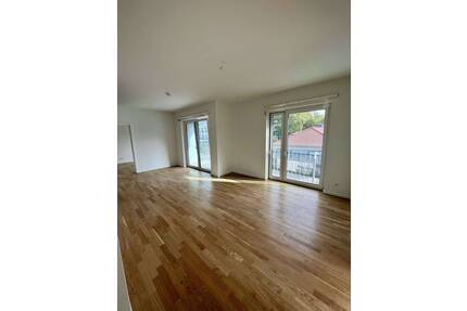 4 Zimmer mit Terrasse - 1.718,00&nbsp;EUR Kaltmiete, ca.&nbsp; 91,10&nbsp;m&sup2;&nbsp;Wohnfl&auml;che in Berlin (PLZ: 13587) Spandau