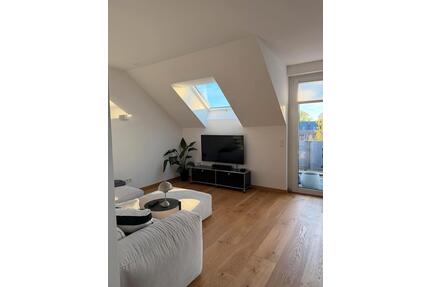 2,5 Zimmer Wohnung im 2. OG mit Balkon in Isernhagen HB