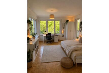 Helles und großes WG-Zimmer - 650,00&nbsp;EUR Kaltmiete, ca.&nbsp; 25,00&nbsp;m&sup2; in Karlsruhe (PLZ: 76228) Wettersbach