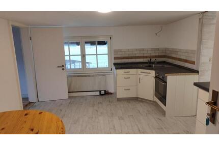 2- Zimmer Wohnung in Bauernhaus vergünstigt gegen Mithilfe - Deggenhausertal