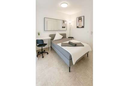 WG-Zimmer in München 750,00 € 14 m²
