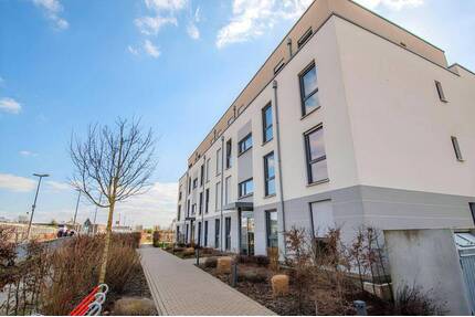 Alsdorf-Blumenrath: 4-Zimmer Obergeschosswohnung mit Balkon zu vermieten!