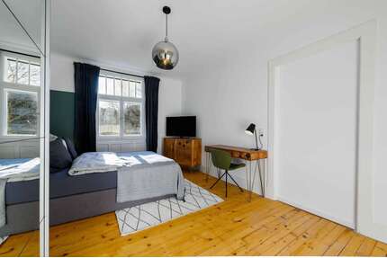 WG-Zimmer in Stuttgart 710,00 € 17 m²