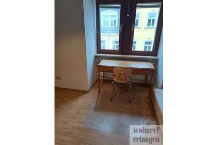 Wohnen auf Zeit in Erlangen 430,00 €