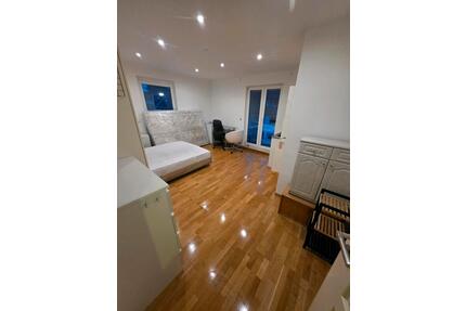 Wohnung mit 2 Zimmern - 750,00&nbsp;EUR Kaltmiete, ca.&nbsp; 30,00&nbsp;m&sup2; in Stuttgart (PLZ: 70599) Birkach