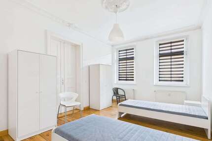 WG-Zimmer in Berlin 350,00 € 93 m²