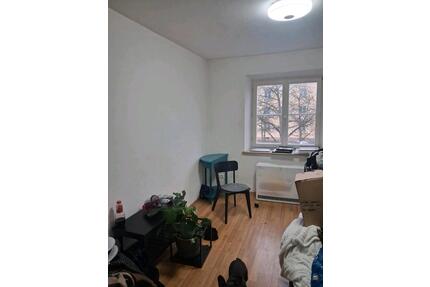 1 Zimmer WG frei in Laimer Platz in 2 Zimmer Wohnung - München Pasing-Obermenzing