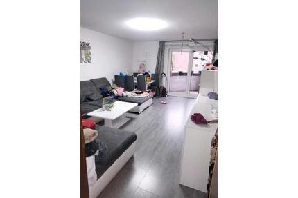 Etagenwohnung 3,5 Zimmer 1.OG mit Einbauküche und großem Balkon - Gelsenkirchen Ückendorf