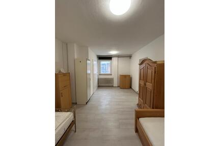 Wohnung 1-3 Personen in München - Johanneskirchen