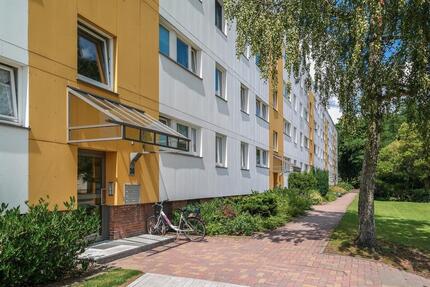 Ihr Rückzugsort im Grünen – 3 Zimmer mit sonniger Loggia - Wolfsburg Detmerode