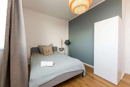 WG-Zimmer in Berlin 700,00 € 13 m²
