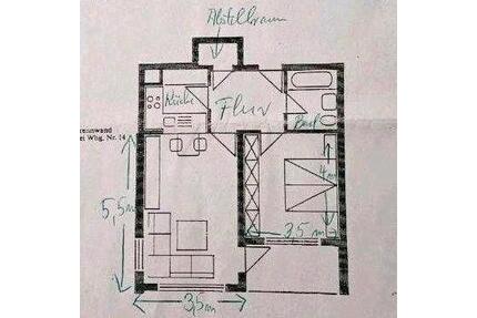 Biete 2 Zimmer Wohnung ab 1. 08.26 in Konstanz Petershausen!