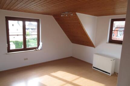 Kleine, gemütliche 2-Zimmer Wohnung an Einzelperson zu vermieten - Weingarten