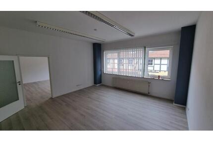 große 2 Zimmer Wohnung mit EBK - 468,00&nbsp;EUR Kaltmiete, ca.&nbsp; 78,00&nbsp;m&sup2; in Goslar (PLZ: 38640)