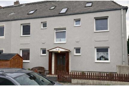 4 Zimmer ,1.OG , Küche , 2 x Bad , Opt. auf: Garage , Garten - Bremerhaven Mitte