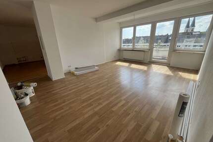 Wohnung zum Mieten in Wiesbaden 990,00 € 103 m²