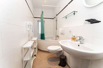 WG-Zimmer in Berlin 660,00 € 10 m²