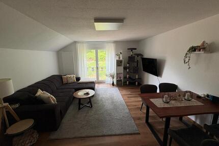 2 Zimmer Wohnung in Ober Kinzig zu vermieten ! - Bad König