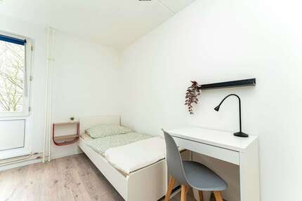 WG-Zimmer in Berlin 540,00 € 8 m²