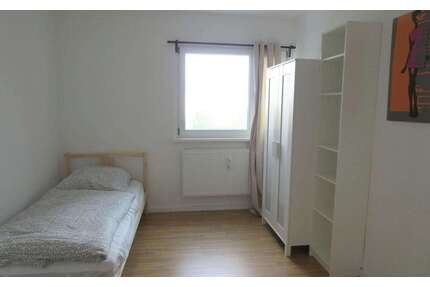 WG-Zimmer in Berlin 595,00 € 15 m²