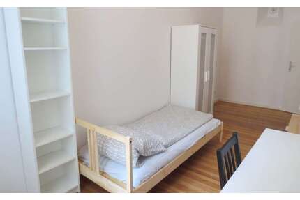 WG-Zimmer in Berlin 615,00 € 14 m²