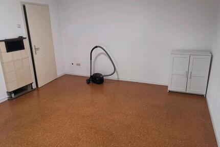1,5 Zimmer Wohnung - 680,00&nbsp;EUR Kaltmiete, ca.&nbsp; 38,00&nbsp;m&sup2; in Stuttgart (PLZ: 70182) Stuttgart-Mitte