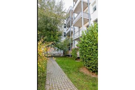 Helle 2-Zimmer Wohnung mit Balkon und EBK - Magdeburg Brückfeld