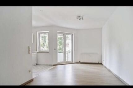 Helle 1-Zimmer Wohnung mit Balkon & Tiefgarage in Niefern - Niefern-Öschelbronn