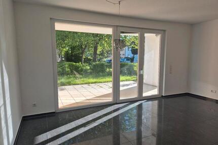 2-Zimmer EG Whg. in Ettlingen mit GartenTerrasse, TG-Stellplatz