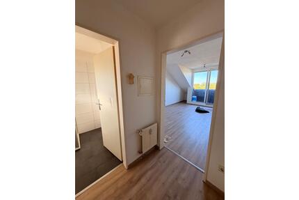 Schöne frisch renovierte 1-Zimmer Wohnung in Gerschede - Essen Stadtbezirk IV