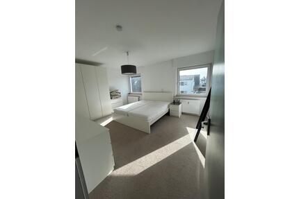 Helle 2 12 Zimmer Wohnung mit Stellplatz und Loggia - Bad Lippspringe