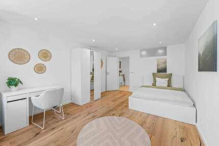 WG-Zimmer in Germering 700,00 € 11 m²