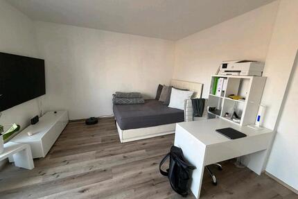 WG Zimmer für Studenten - 590,00&nbsp;EUR Kaltmiete, ca.&nbsp; 27,70&nbsp;m&sup2; in Marburg (PLZ: 35037)