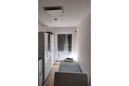 WG-Zimmer in Frankfurt am Main 600,00 € 12 m²